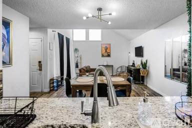 Main picture of 4641 Country Creek Dr