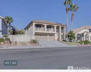 Main picture of 8624 W Gilmore Ave