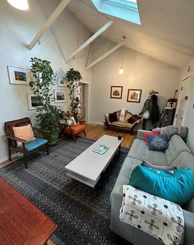 Main picture of 104 Sheldon Ter