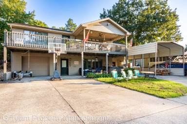 Main picture of 6016 Bluewater Dr