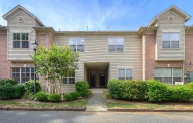 Main picture of 6541 Quarterbridge Ln