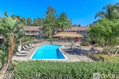 Main picture of 1241 Petit Ave