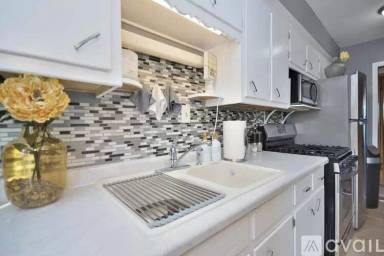 Main picture of 4021 N 70th St
