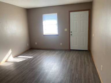 Main picture of 718 N Bullitt St
