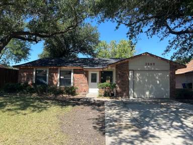 Main picture of 1509 Whiteoak Dr