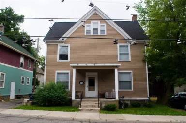 Main picture of 952 Greenwood Ave