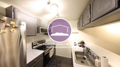 Main picture of 111 NW Columbia Dr