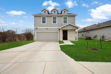 Main picture of 5703 Dewberry Run