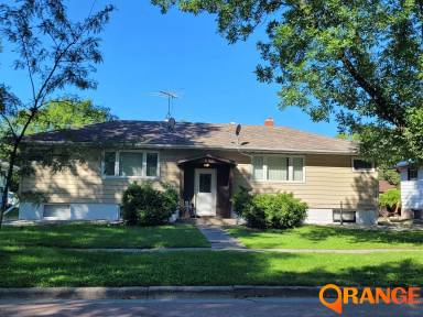 Main picture of 2606 9th St N