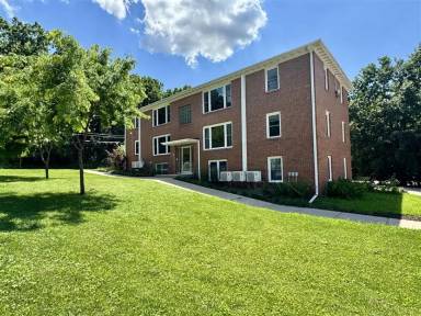 Main picture of 3118 Harvey St