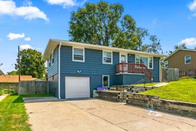 Main picture of 7215 S 41st Ave