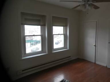 Main picture of 224 W Ontario St