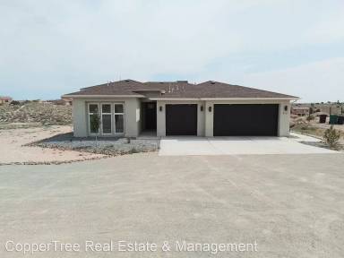 Main picture of 412 Albor Cir NE
