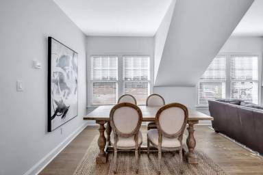 Main picture of 47 Bridgham St NW