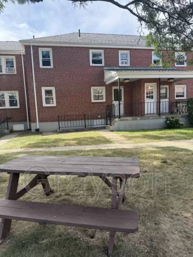 Main picture of 16 Ernest Rd