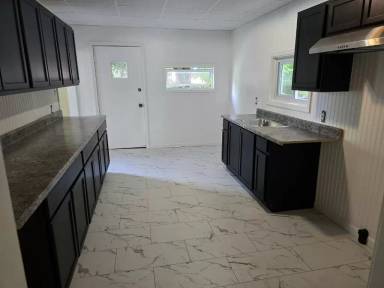 Main picture of 2212 Cleveland Ave