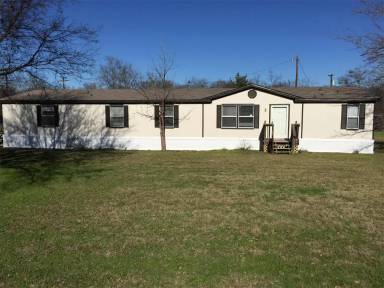 Main picture of 701 Lazy Springs Dr