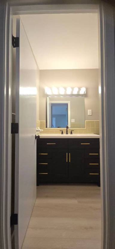 Main picture of 4212 N Churchway