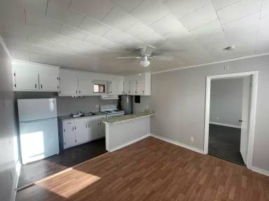 Main picture of 603 S Jefferson Ave