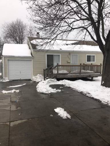 Main picture of 2606 Weber St
