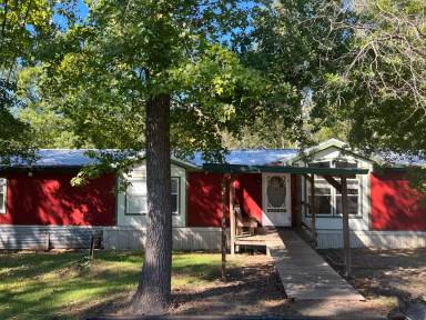 Main picture of 176 Parkwood St