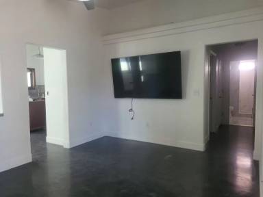 Main picture of 1906 E Phoenix Dr