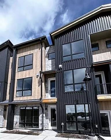 Main picture of 401 Brian Ave