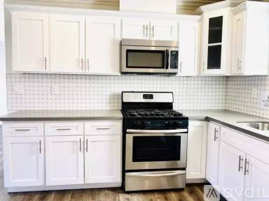 Main picture of 1679 E 33rd St & 3217 Long Beach Ave Apartments
