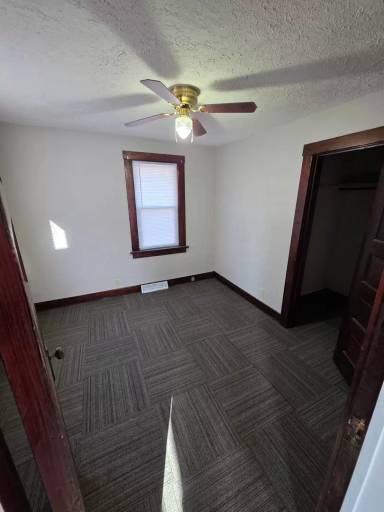 Main picture of 705 S 12th St