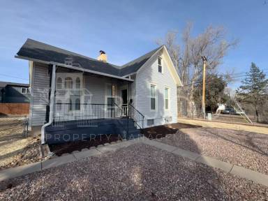 Main picture of 2510 E Yampa St