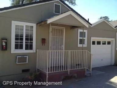 Main picture of 735 S Sacramento St