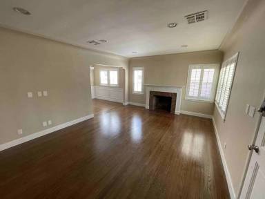 Main picture of 4432 Bakman Ave