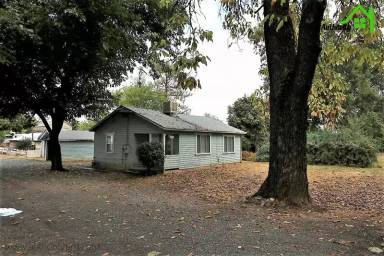 Main picture of 20022 Loop St