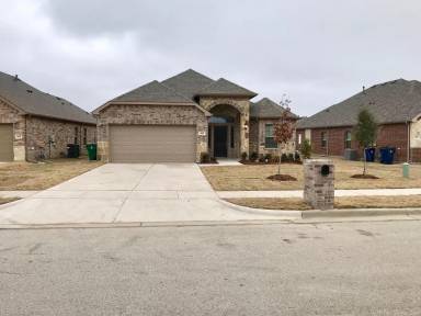 Main picture of 637 Redwood Dr