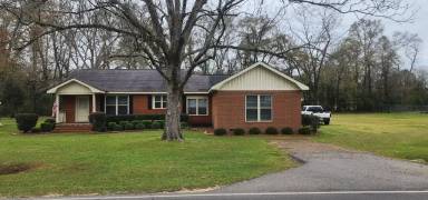 Main picture of 2199 Mill Street Ext