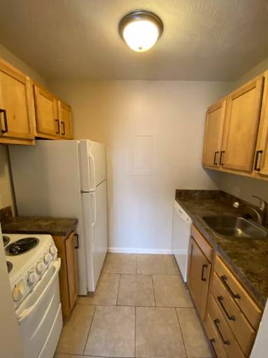 Main picture of 1810 E St