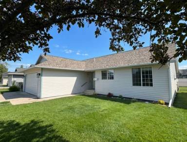 Main picture of 141 Greenbriar Dr