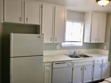Main picture of 3620 NE 42nd Ter