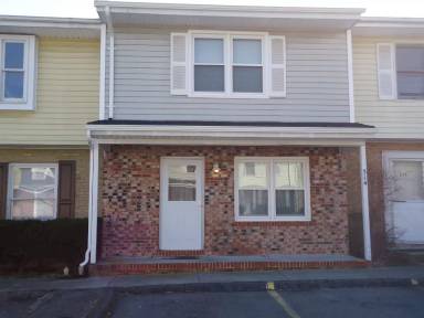 Main picture of 512 Yorktowne Pl