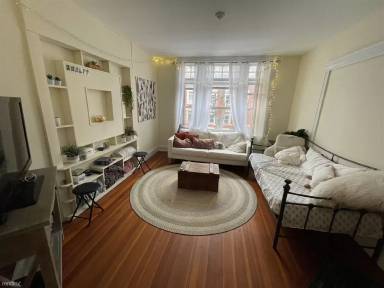 Main picture of 19 Strathmore Rd