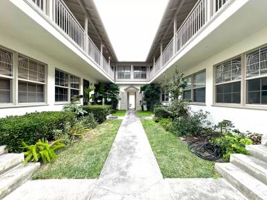 Main picture of 246 Santa Ana Ave