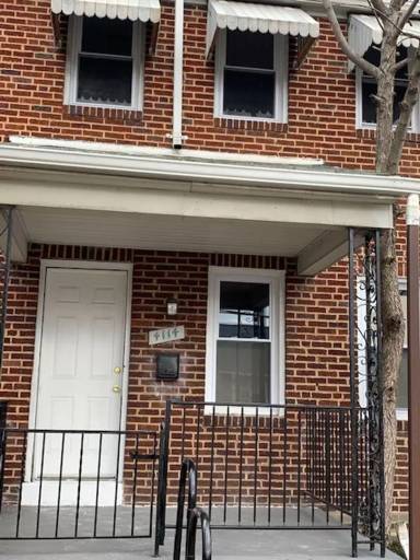 Main picture of 4114 White Ave