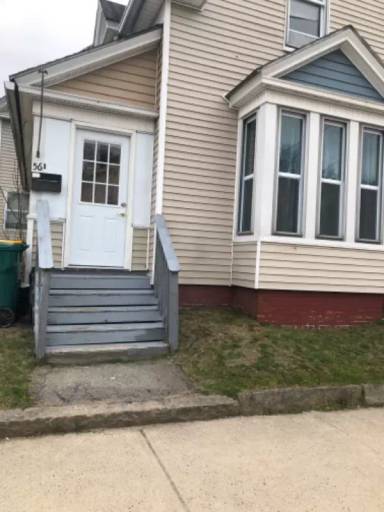 Main picture of 56 Lafayette St