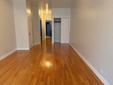Main picture of 4501 S King Dr