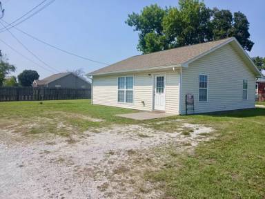Main picture of 822 Katherine Ave