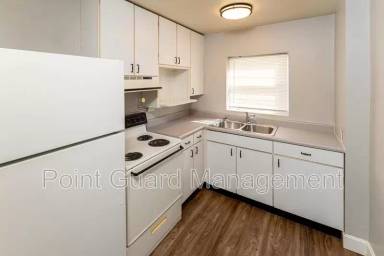 Main picture of 1947 College Heights Rd