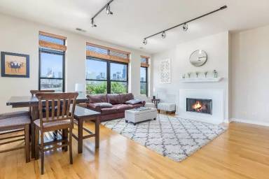 Main picture of 528 N Elizabeth St