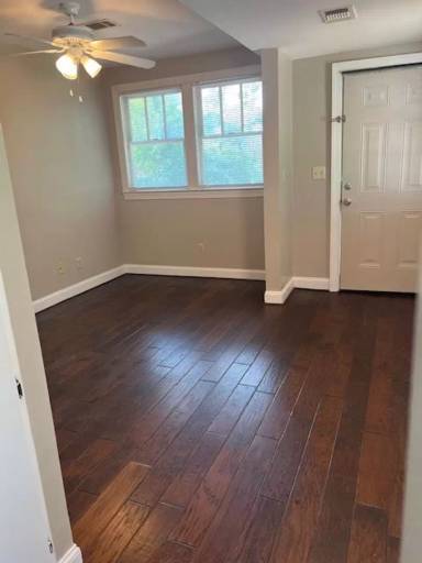Main picture of 331 N Madison St