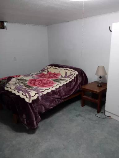 Main picture of 1613 W 34th St S