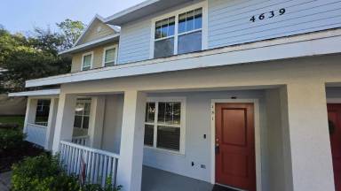 Main picture of 4639 SW 48th Dr